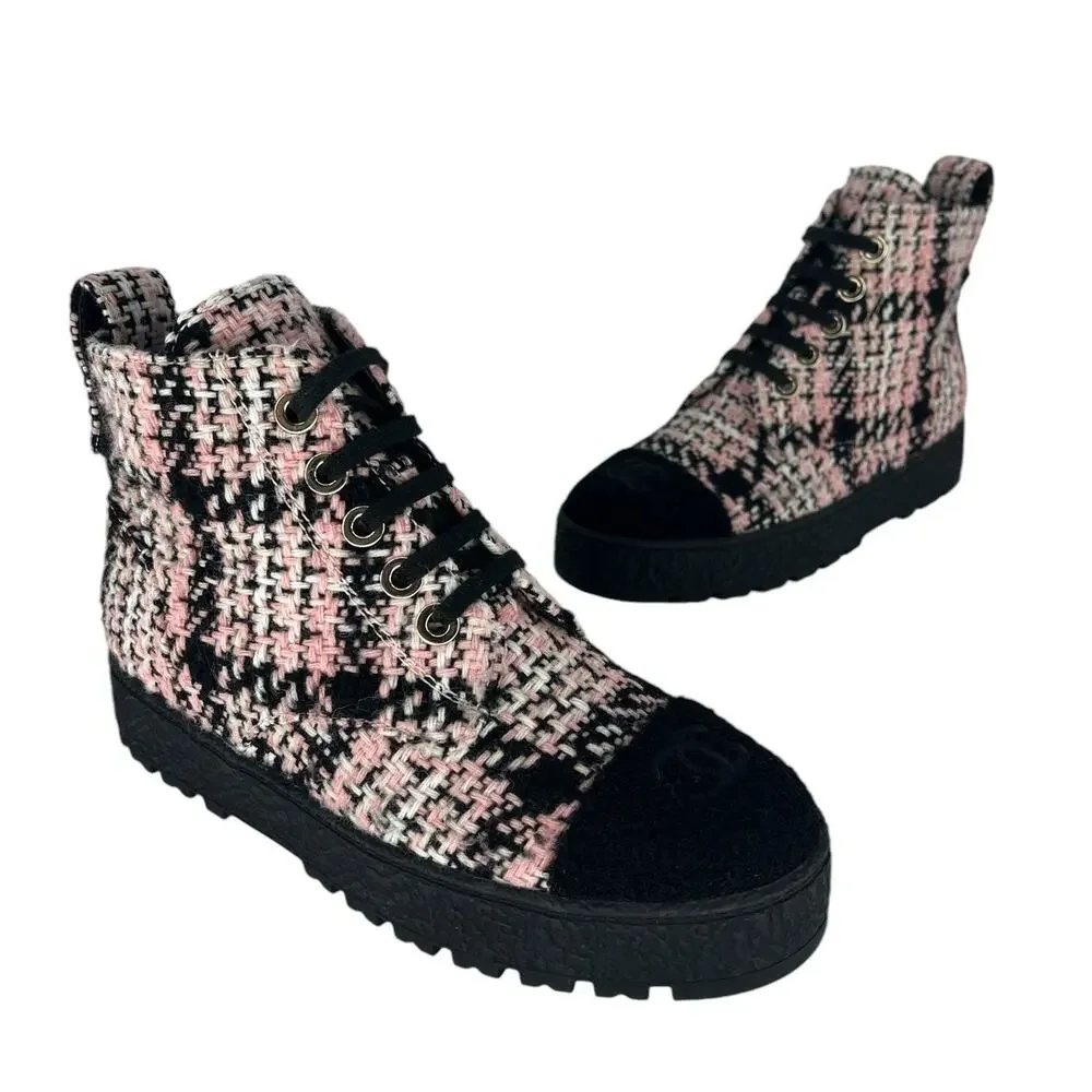 Chanel 2021 CC Logo Tweed Cap Toe Lace-Up‎ Combat Boots Size 37